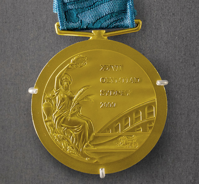 2004 olympic medal design
