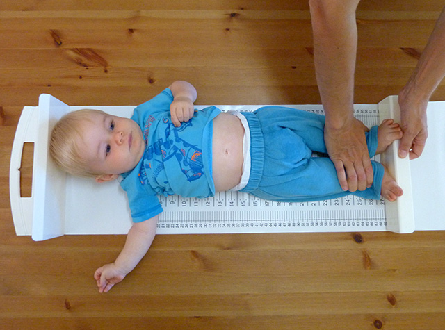 Scale for Baby Height/Length Measurement